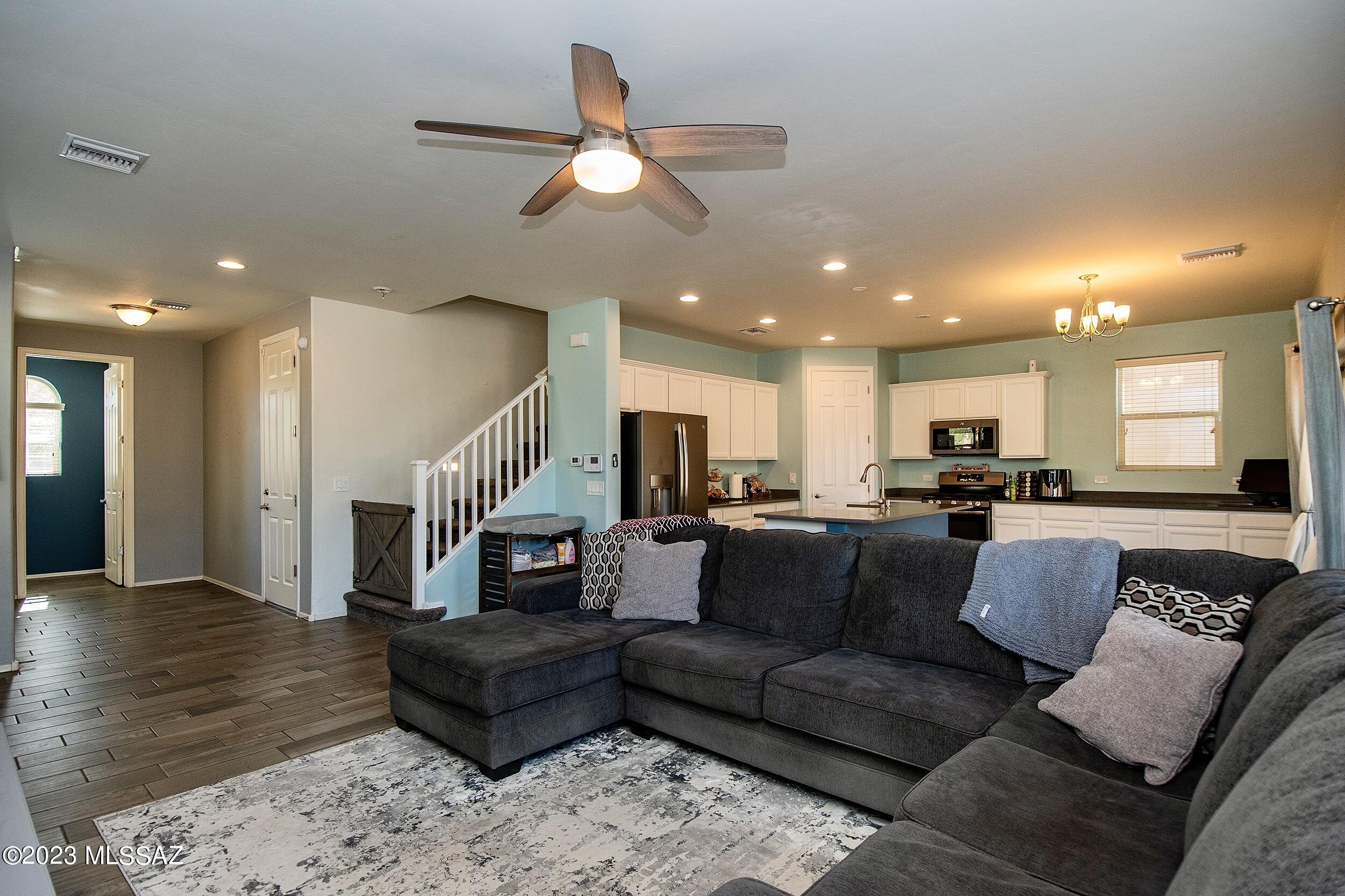 6747 Neptune Cove Road Tucson, AZ 85756 - Photo 1 of 33 Gallery Image 1
