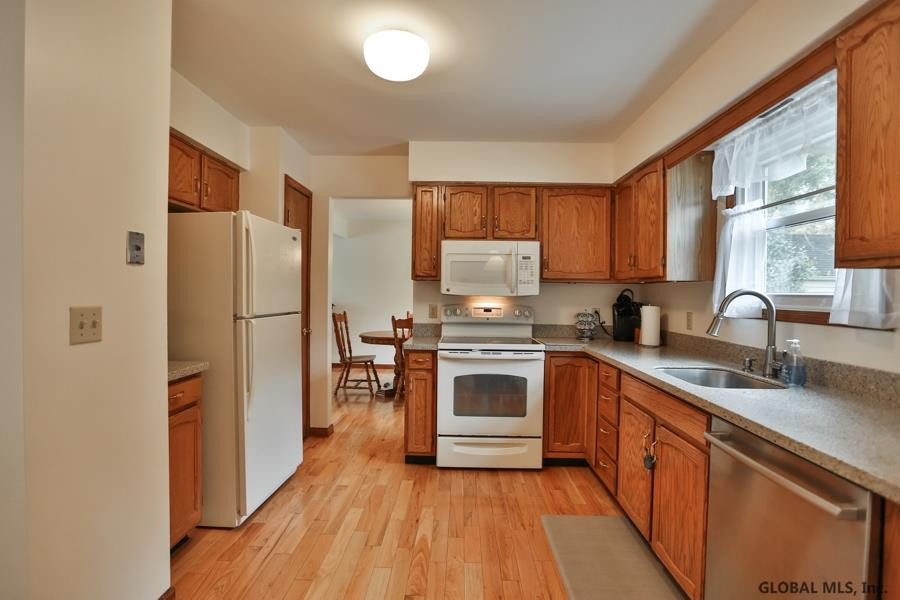 13 Mason Road Bethlehem, NY 12054 - Photo 13 of 42 Photo 13