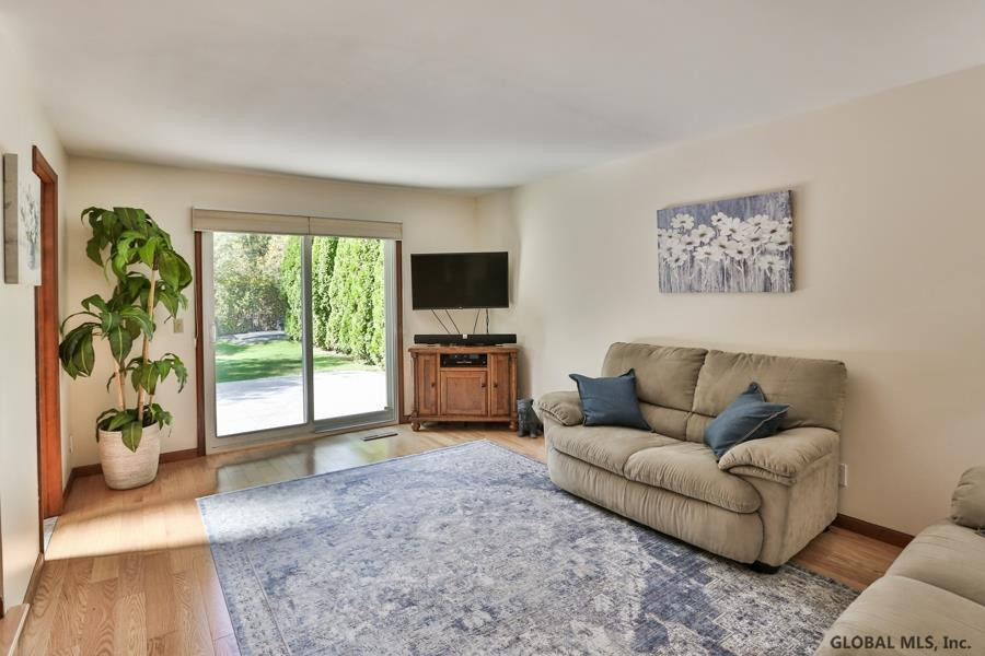 13 Mason Road Bethlehem, NY 12054 - Photo 18 of 42 Photo 18