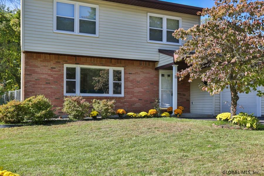 13 Mason Road Bethlehem, NY 12054 - Photo 2 of 42 Photo 2