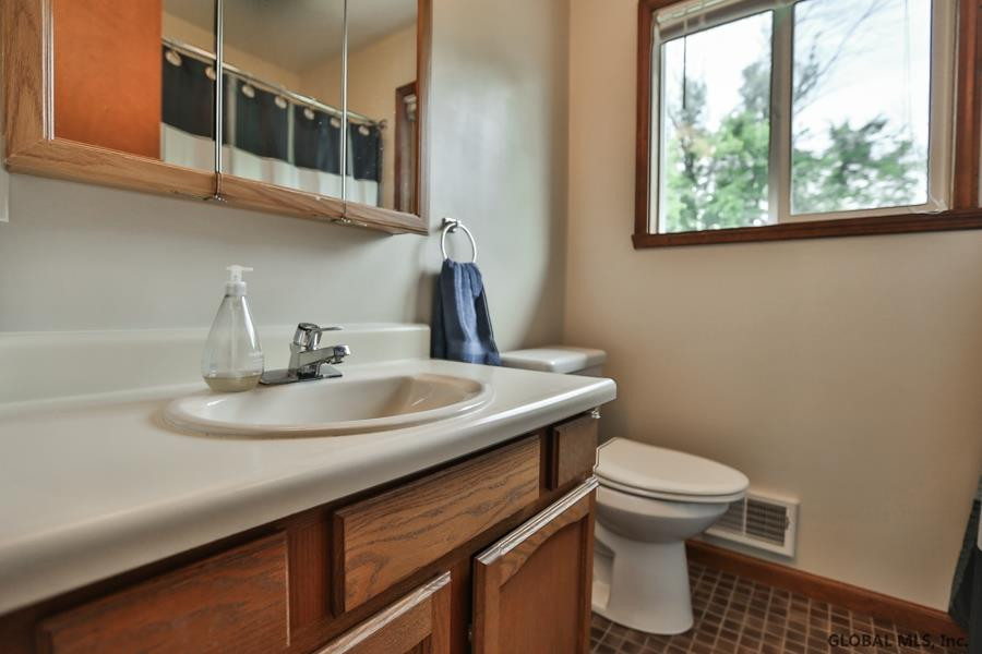 13 Mason Road Bethlehem, NY 12054 - Photo 27 of 42 Photo 28