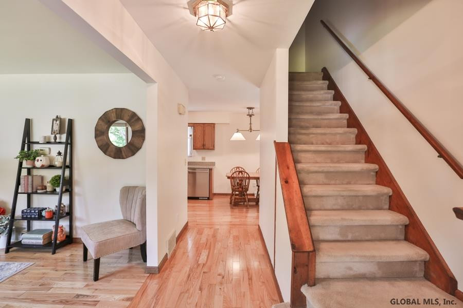 13 Mason Road Bethlehem, NY 12054 - Photo 4 of 42 Photo 4