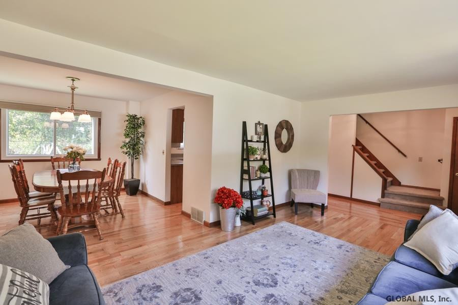 13 Mason Road Bethlehem, NY 12054 - Photo 8 of 42 Photo 8