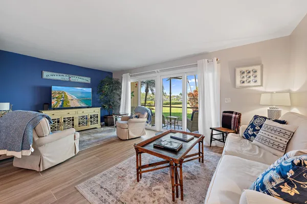 $2,350 | 9170 Southeast Riverfront Terrace, Unit H, Jupiter, FL 33469