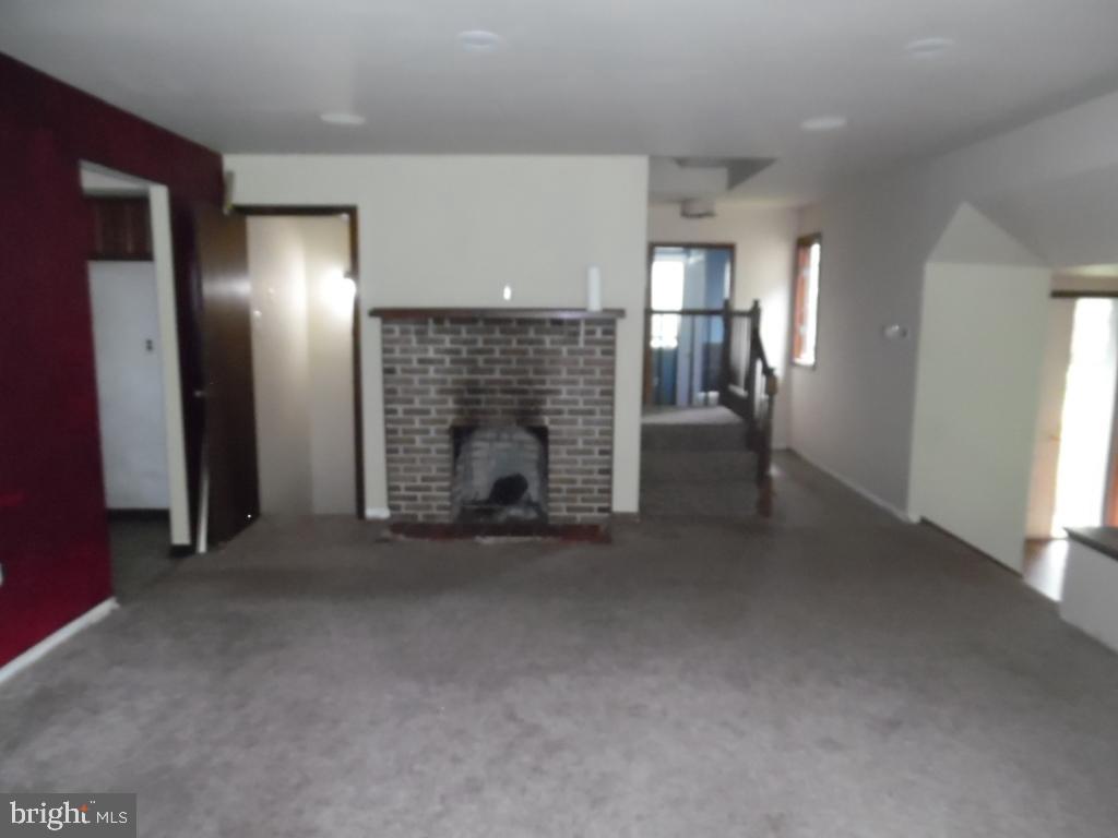 1185 Jacksonville Road Warminster, PA 18974 - Photo 9 of 25 Gallery Image 9