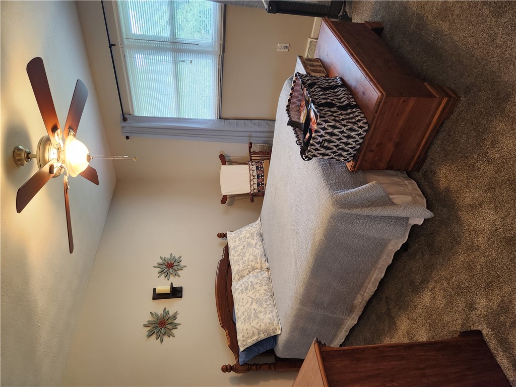 102 James Street Easley, SC 29642 - Photo 24 of 29 2nd Bedroom