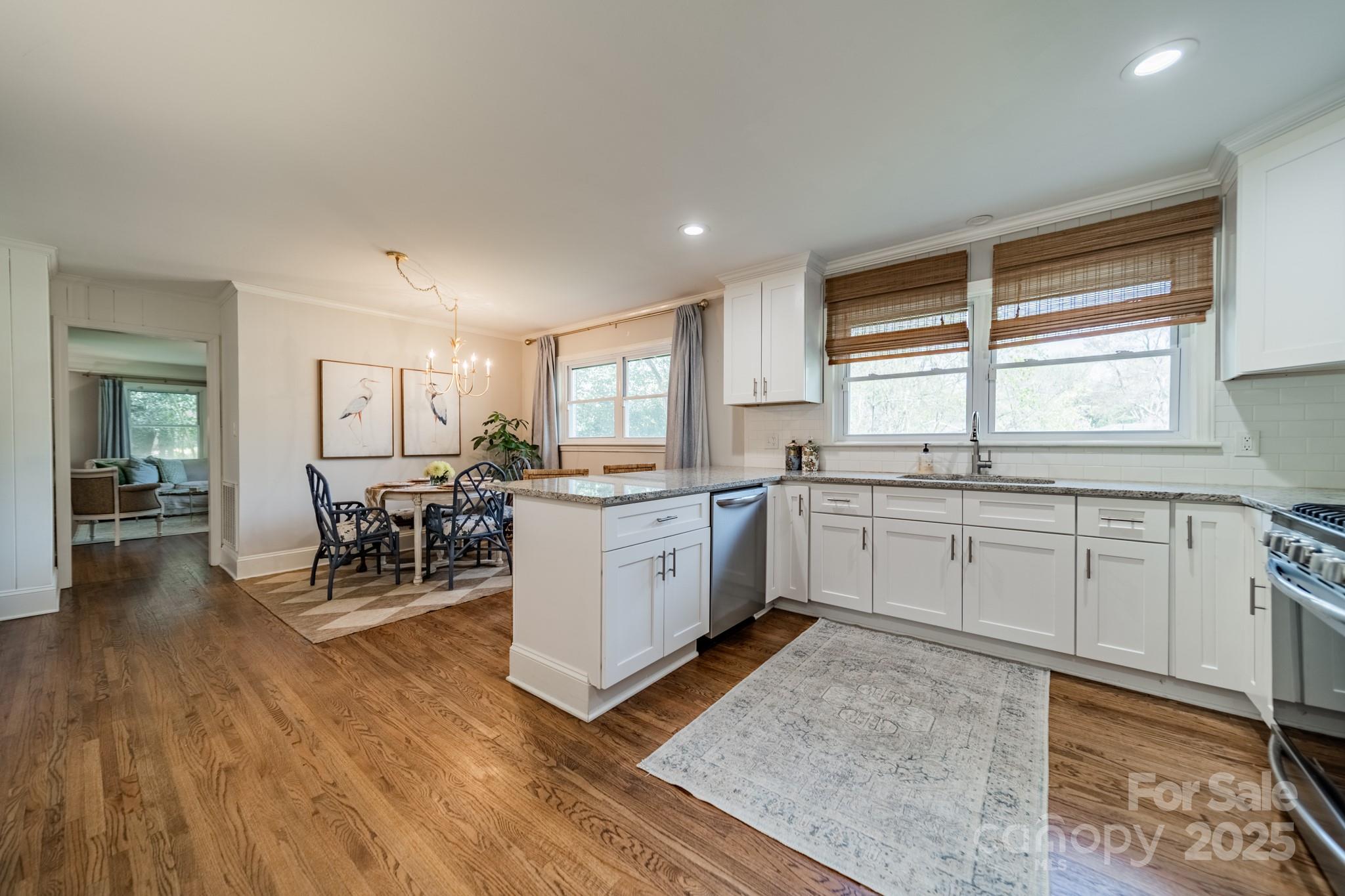 3646 Enfield Road Charlotte, NC 28205 - Photo 4 of 22 Gallery Image 4