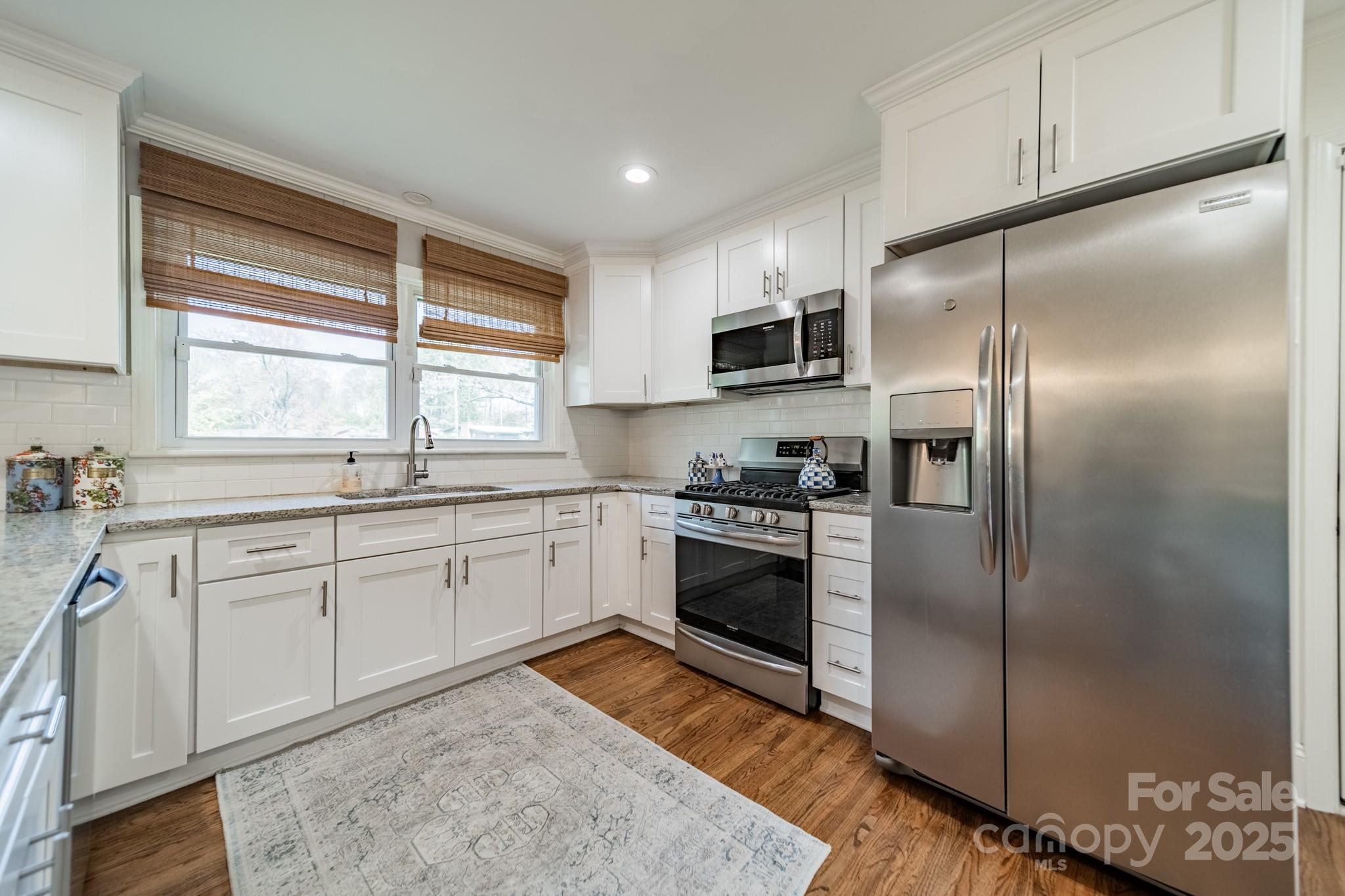 3646 Enfield Road Charlotte, NC 28205 - Photo 5 of 22 Gallery Image 5