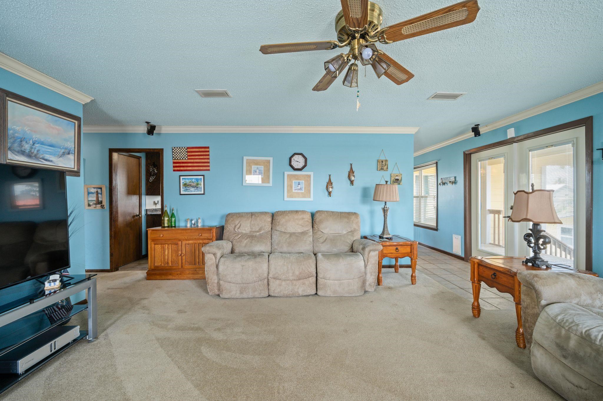 26418 Carondelette Drive Orange Beach, AL 36561 - Photo 10 of 48 Living Room