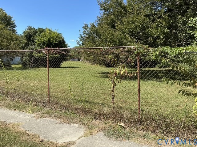 2025 Dupuy Road Petersburg, VA 23803 - Photo 4 of 11 a view of a tennis court