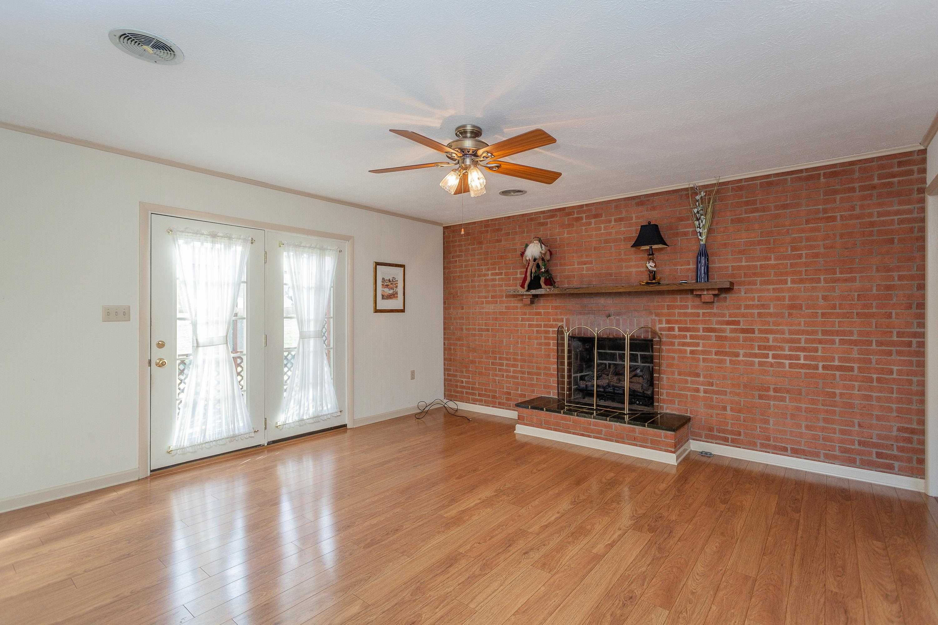 25 Greenfield Road Luray, VA 22835 - Photo 10 of 38 Gallery Image 10