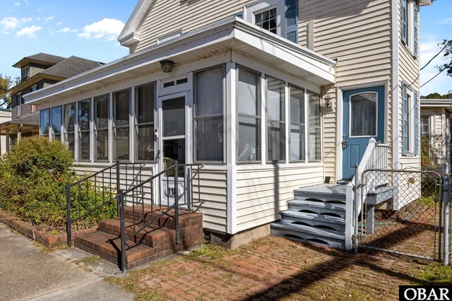 $244,000 | 118 South Broad Street, Columbia, NC 27925