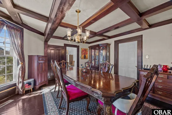 $244,000 | 118 South Broad Street, Columbia, NC 27925