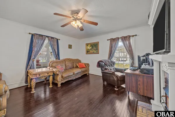 $244,000 | 118 South Broad Street, Columbia, NC 27925