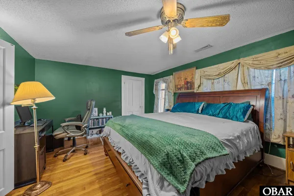 $244,000 | 118 South Broad Street, Columbia, NC 27925