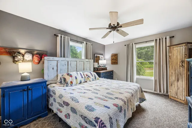 $474,900 | 527 East 125 South, Williamsport, IN 47993