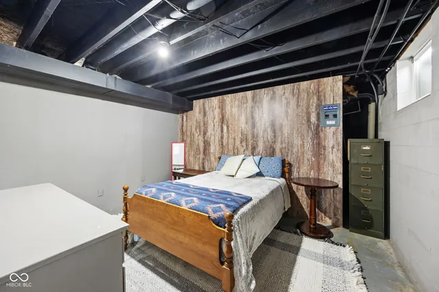 $474,900 | 527 East 125 South, Williamsport, IN 47993