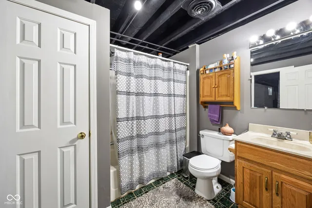 $474,900 | 527 East 125 South, Williamsport, IN 47993