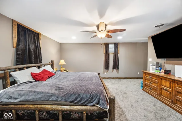 $474,900 | 527 East 125 South, Williamsport, IN 47993