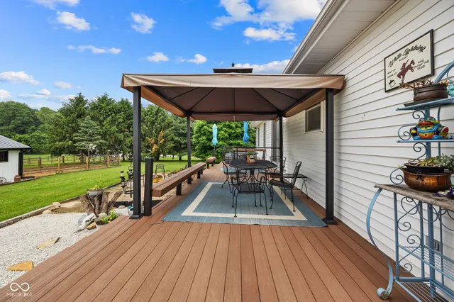 $474,900 | 527 East 125 South, Williamsport, IN 47993