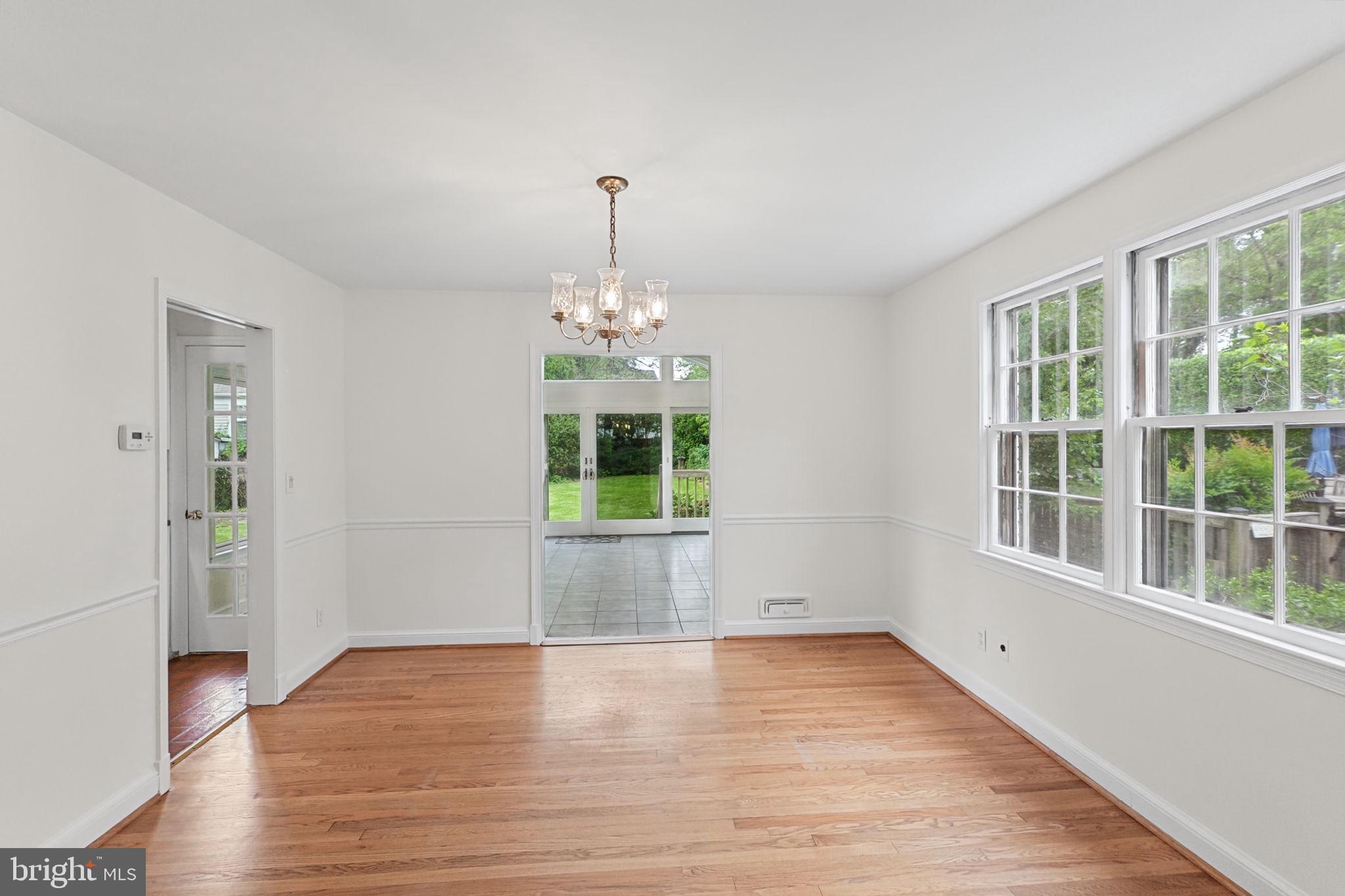 5625 Ogden Road Bethesda, MD 20816 - Photo 8 of 49 Dining room