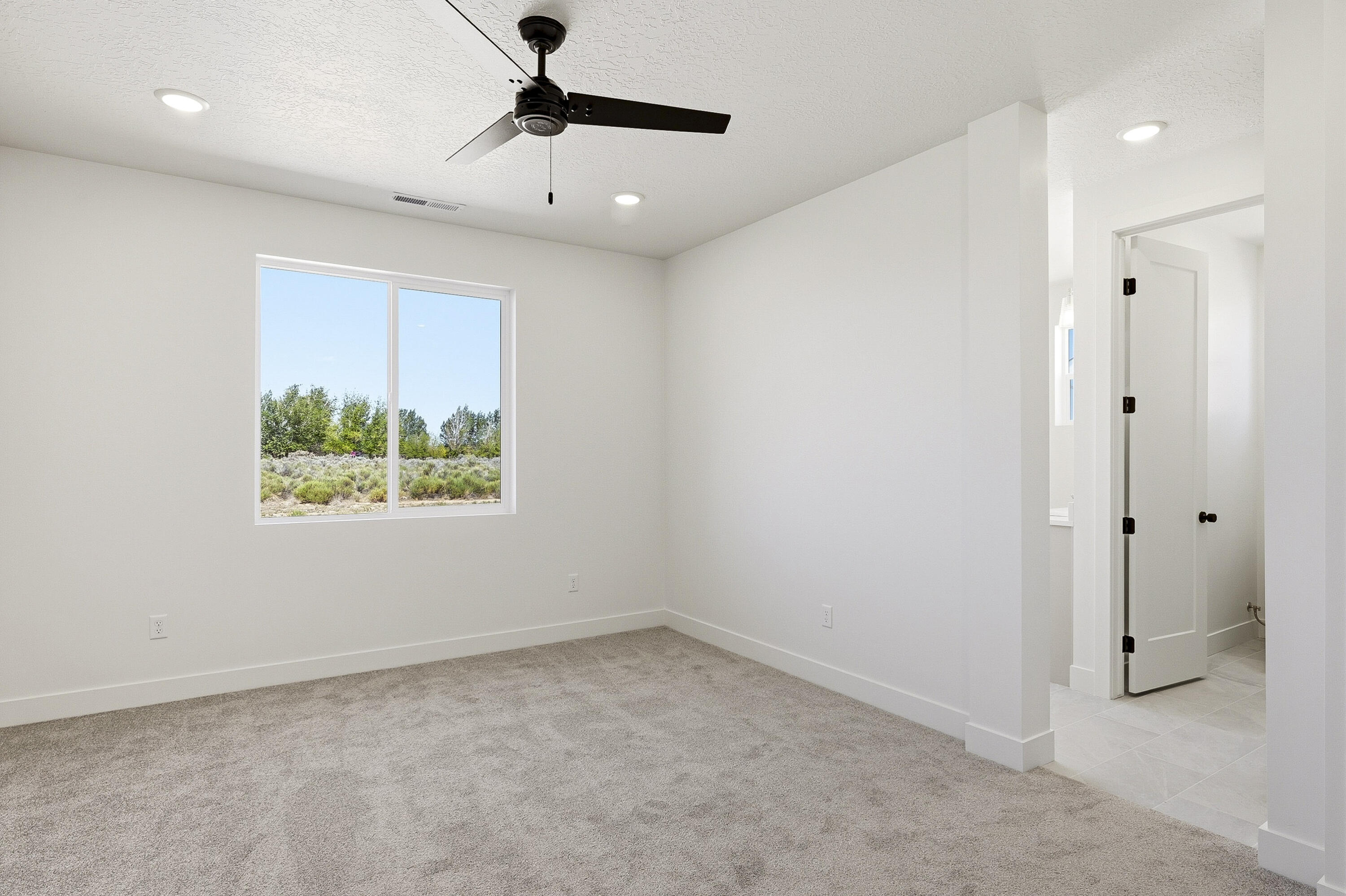 4923 North 10 East Enoch, UT 84721 - Photo 17 of 46 4923 N 10 E-29