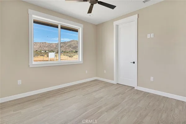 $599,750 | 23771 Pala, Apple Valley, CA 92307