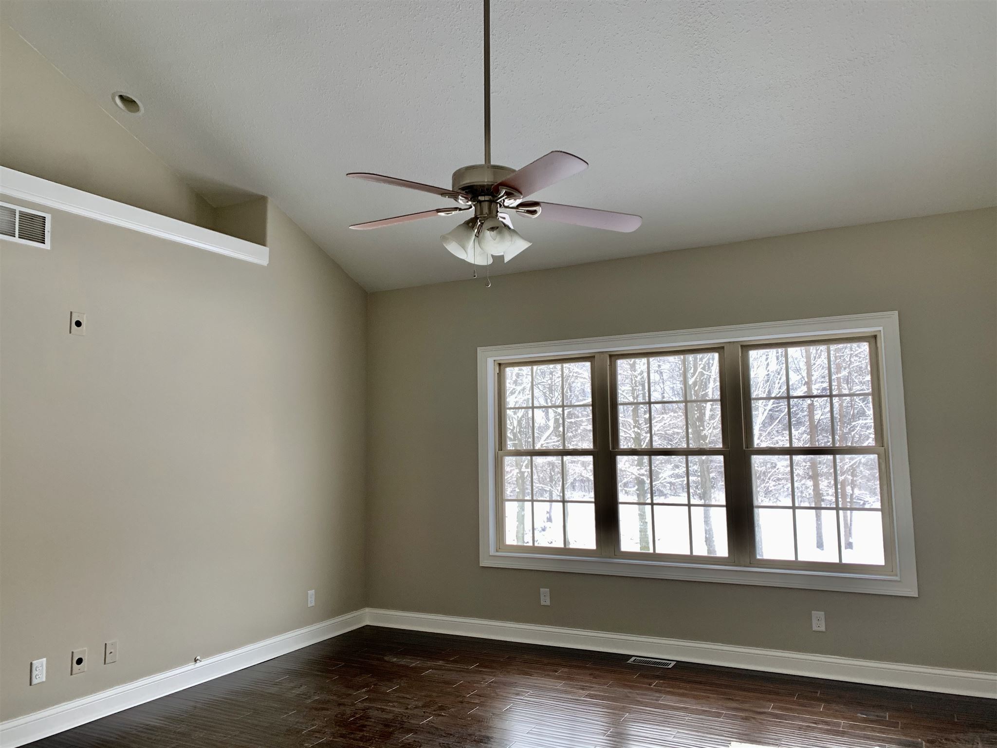 1378 North Lexington Road Marion, IN 46952 - Photo 13 of 28 Gallery Image 13