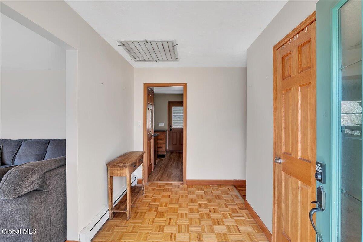 16 Denison Road Colonie, NY 12309 - Photo 2 of 48 02-P1791964