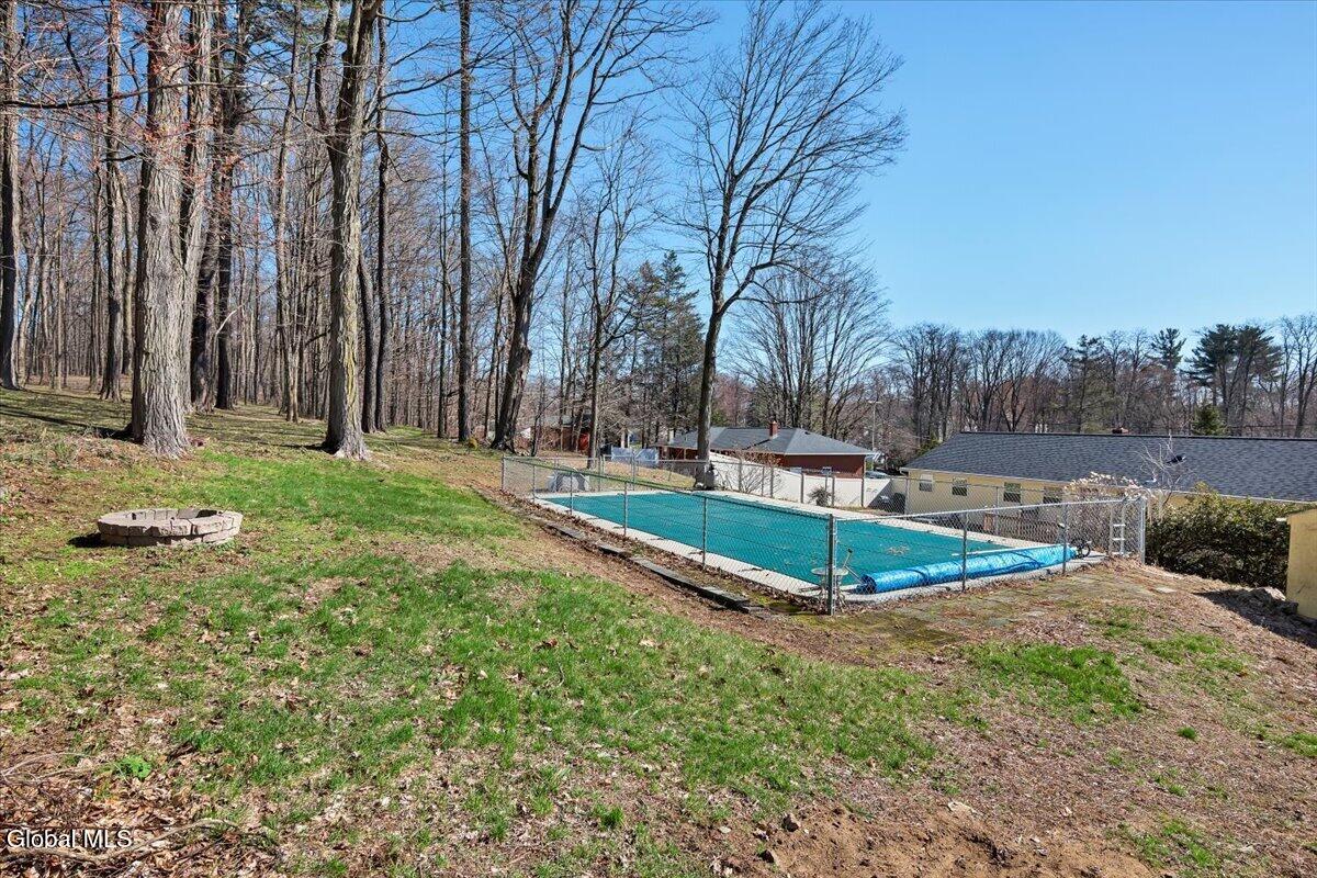 16 Denison Road Colonie, NY 12309 - Photo 36 of 48 52-P1791886