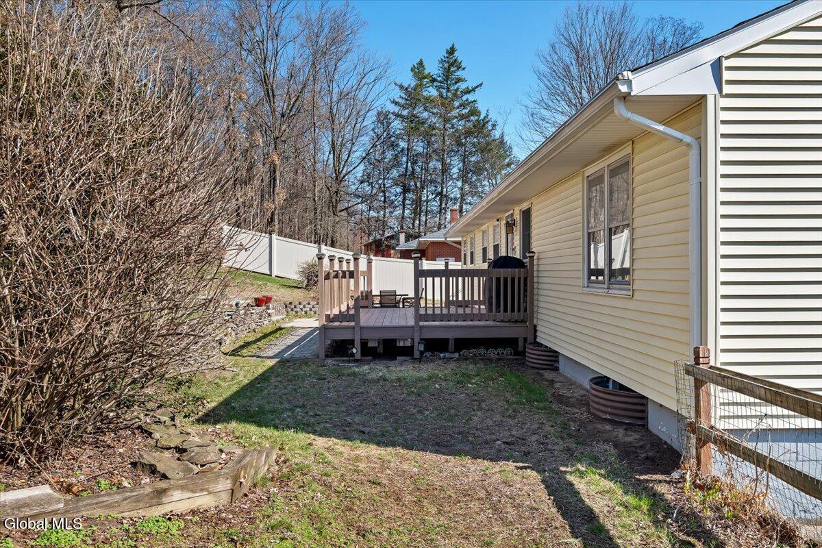 16 Denison Road Colonie, NY 12309 - Photo 42 of 48 45-P1791843