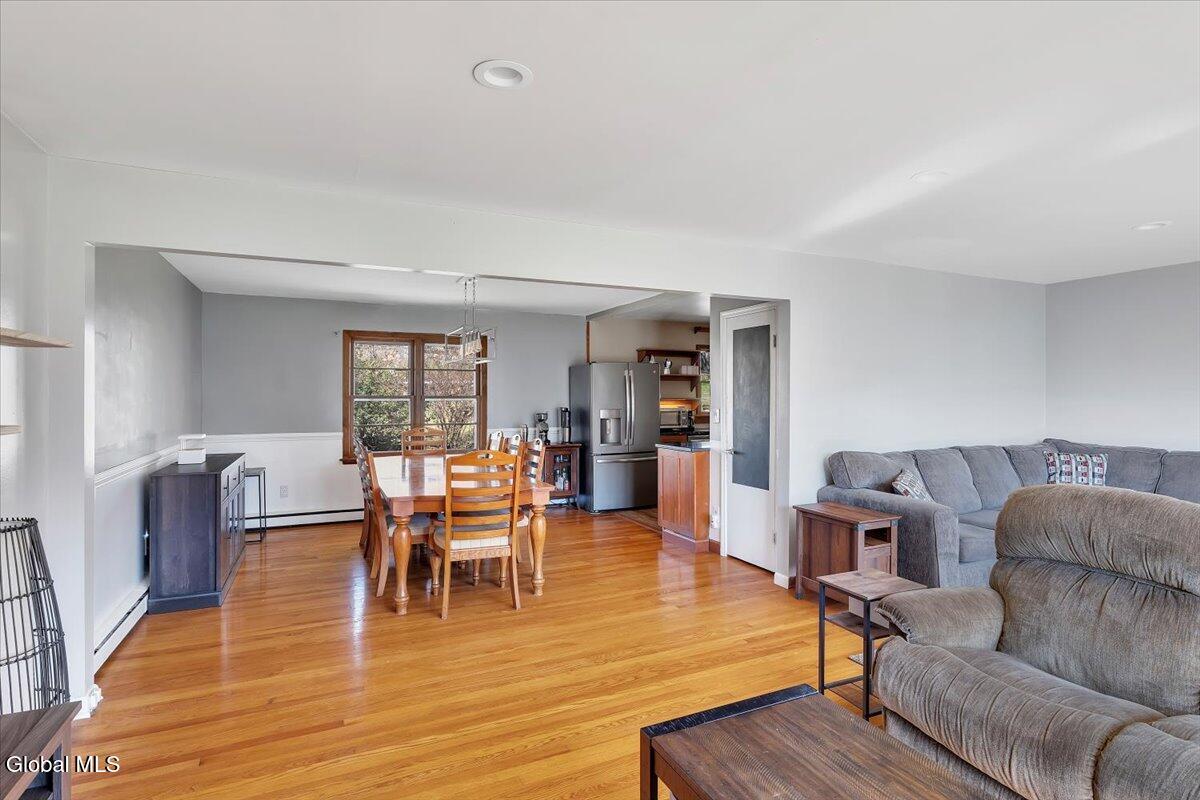 16 Denison Road Colonie, NY 12309 - Photo 7 of 48 08-P1792001