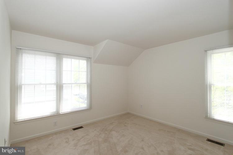 201 Hart Road Gaithersburg, MD 20878 - Photo 20 of 30 Interior (General)