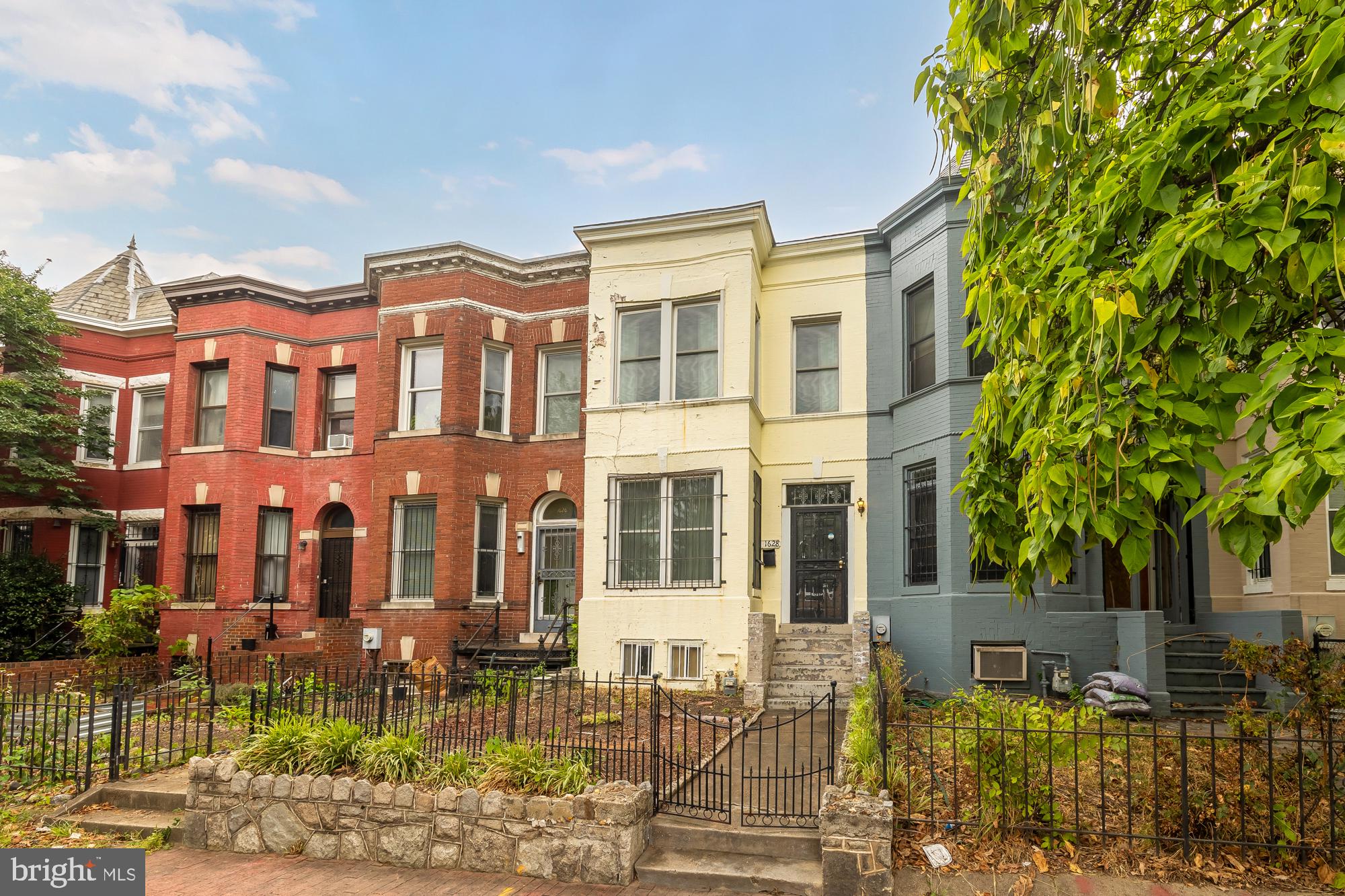 1628 3rd Street Northwest Washington, DC 20001 - Photo 3 of 37