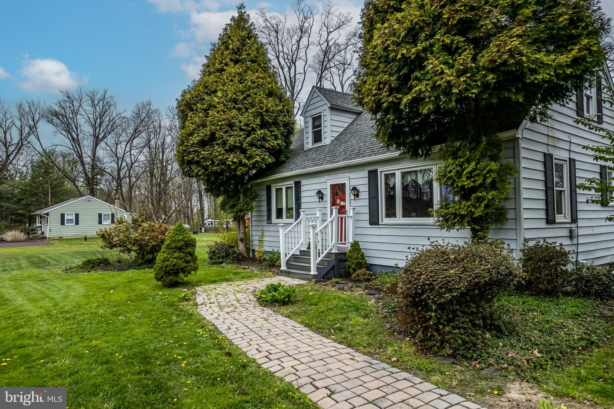 377 Ridge Road Telford, PA 18969 - Photo 3 of 46 Gallery Image 3