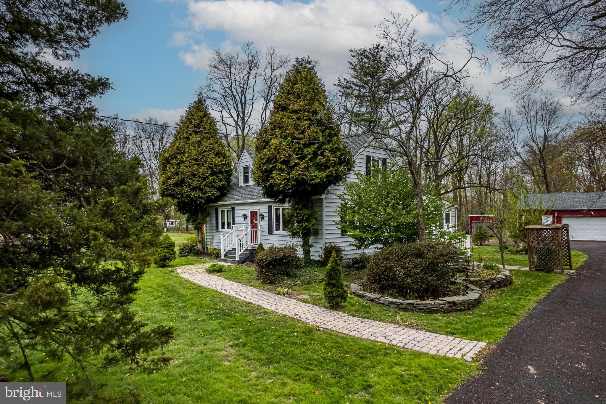 377 Ridge Road Telford, PA 18969 - Photo 4 of 46 Gallery Image 4