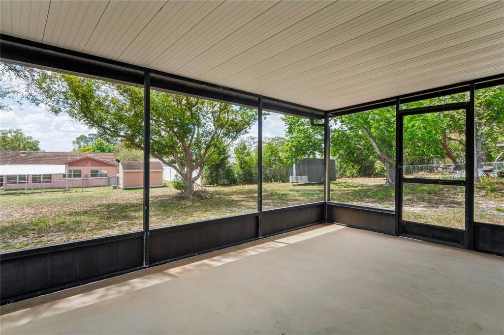 10194 Gamewell Street Spring Hill, FL 34608 - Photo 24 of 36 a view of an ocean from a balcony