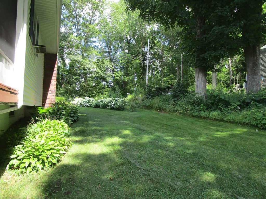 80 Fort Hill Road Oxford, MA 01540 - Photo 5 of 42 Gallery Image 5