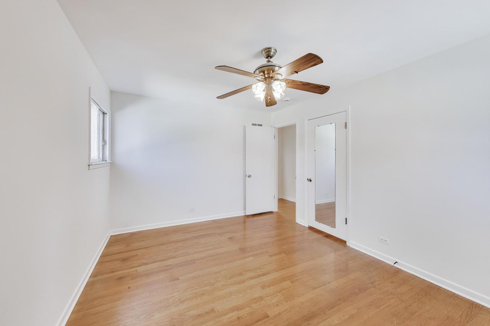 2316 Virginia Street Park Ridge, IL 60068 - Photo 14 of 37 Gallery Image 14