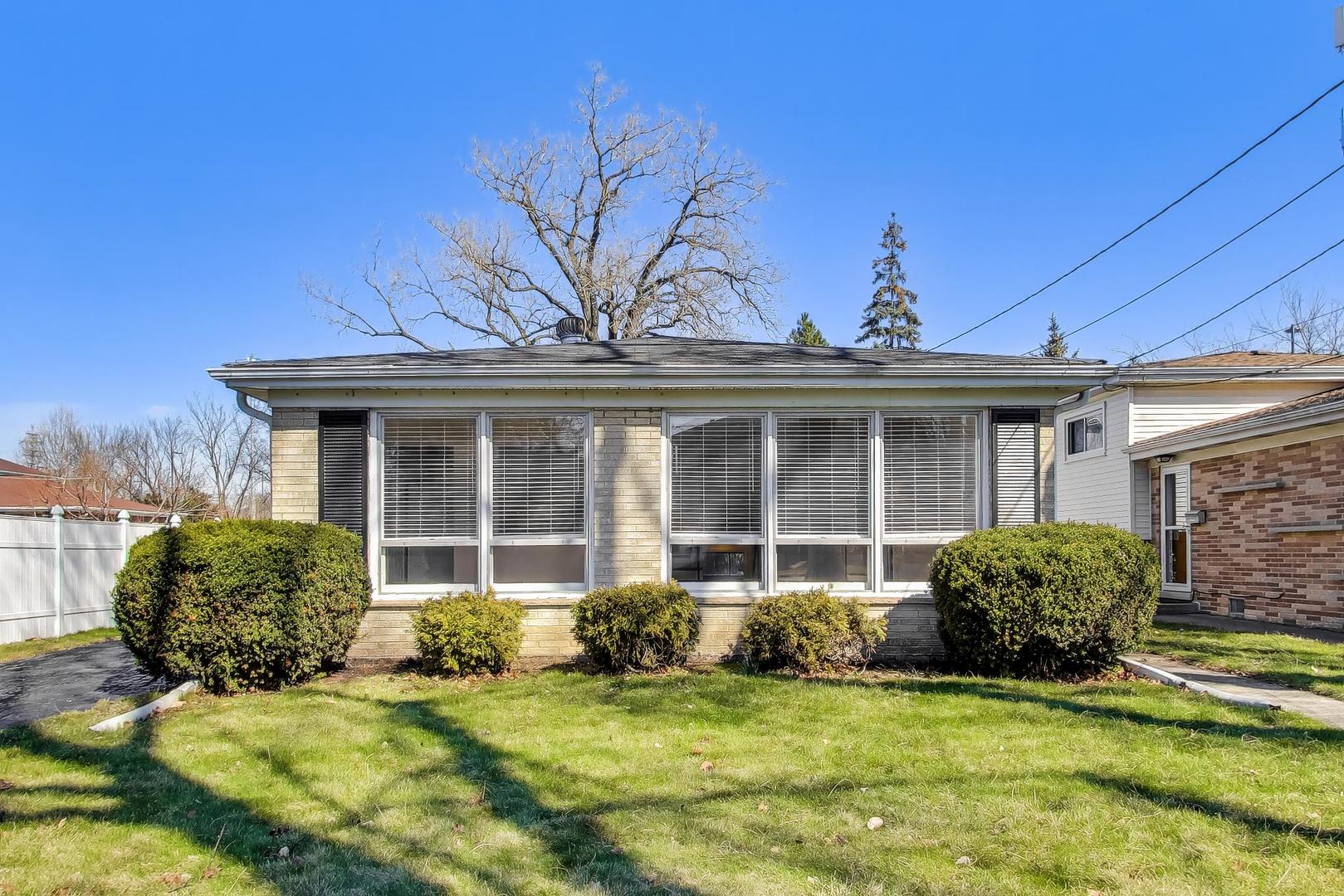 2316 Virginia Street Park Ridge, IL 60068 - Photo 2 of 37 Gallery Image 2