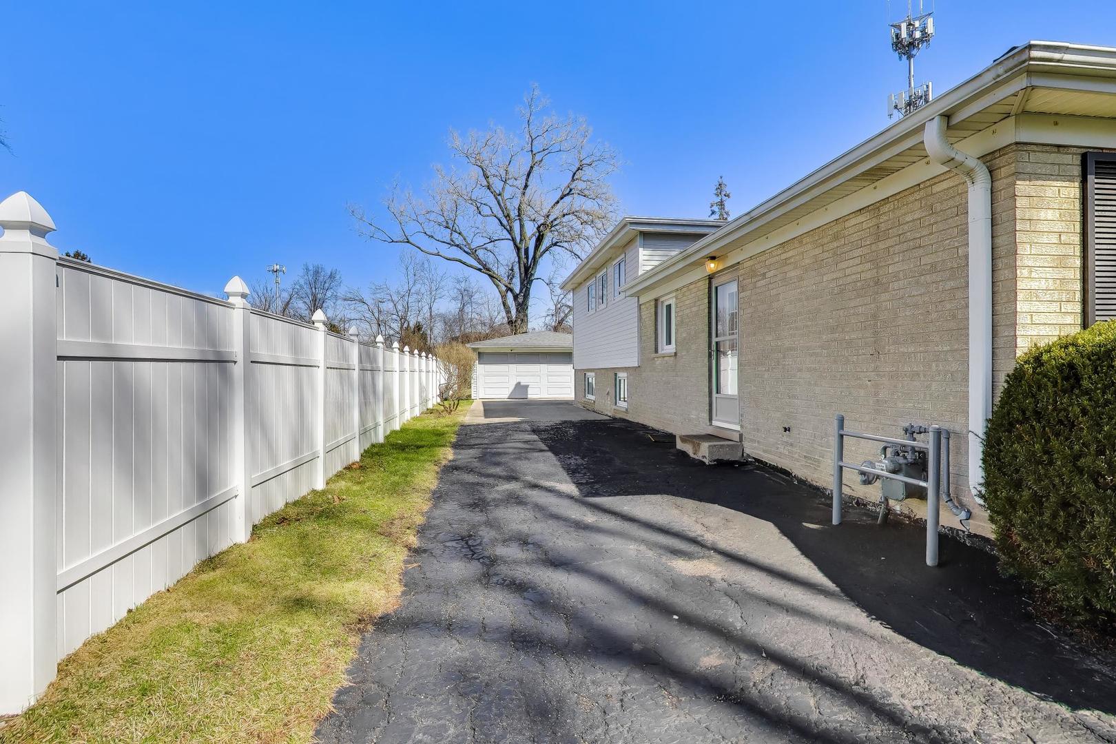 2316 Virginia Street Park Ridge, IL 60068 - Photo 30 of 37 Gallery Image 30
