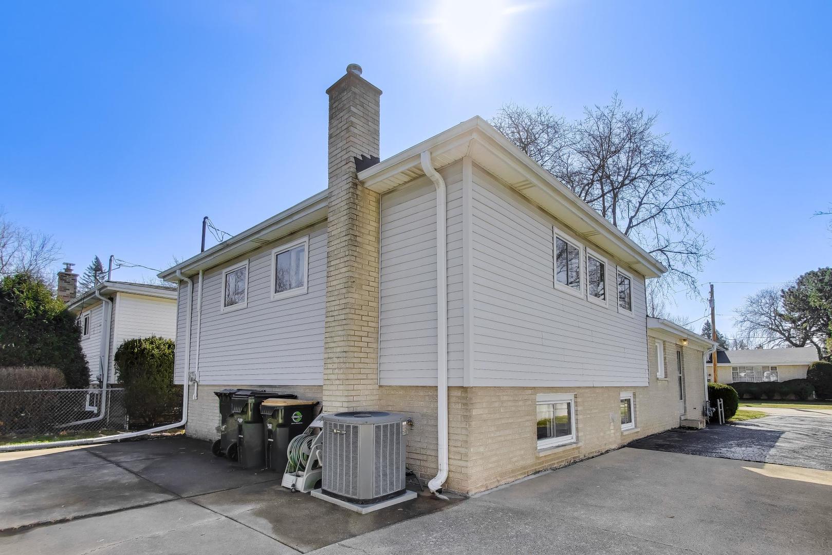 2316 Virginia Street Park Ridge, IL 60068 - Photo 31 of 37 Gallery Image 31