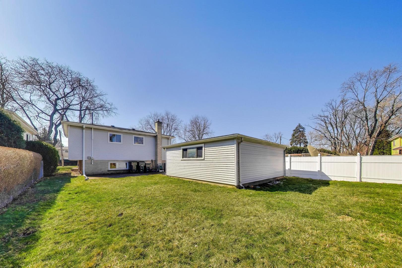 2316 Virginia Street Park Ridge, IL 60068 - Photo 35 of 37 Gallery Image 35