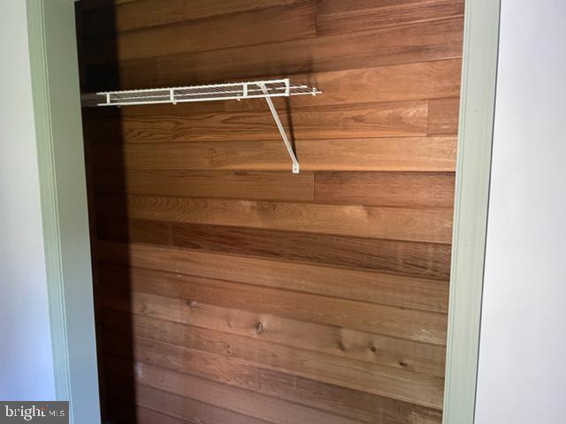 92 Oak Bottom Road Quarryville, PA 17566 - Photo 23 of 29 Foyer cedar closet