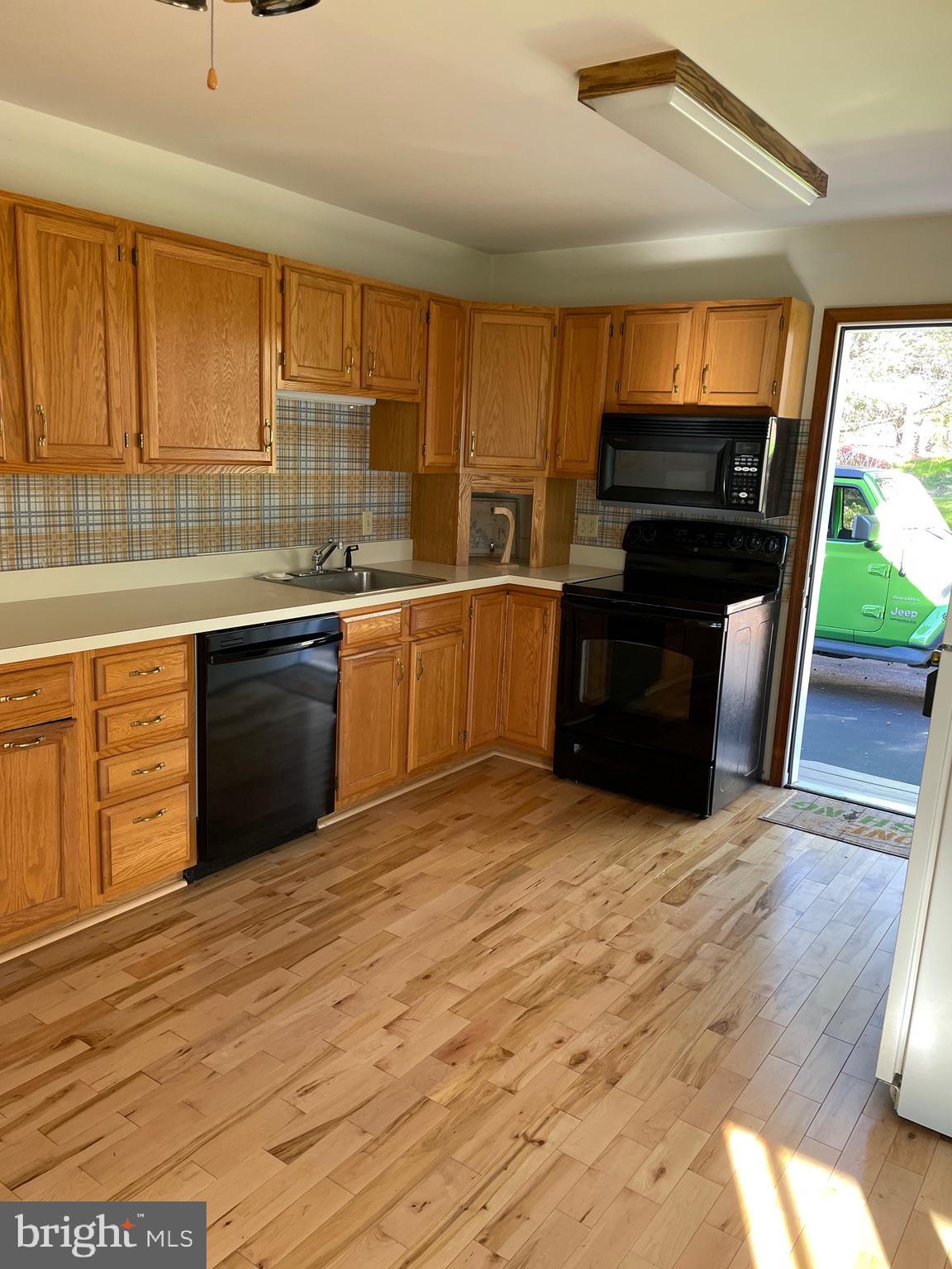 92 Oak Bottom Road Quarryville, PA 17566 - Photo 24 of 29 Kitchen