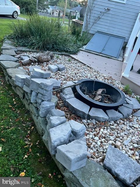 92 Oak Bottom Road Quarryville, PA 17566 - Photo 8 of 29 Firepit and landscaping