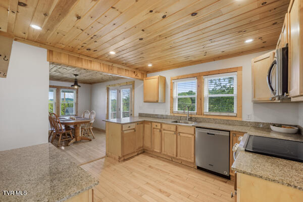 455 Pickens Road Kingsport, TN 37663 - Photo 13 of 40 011_ziDe
