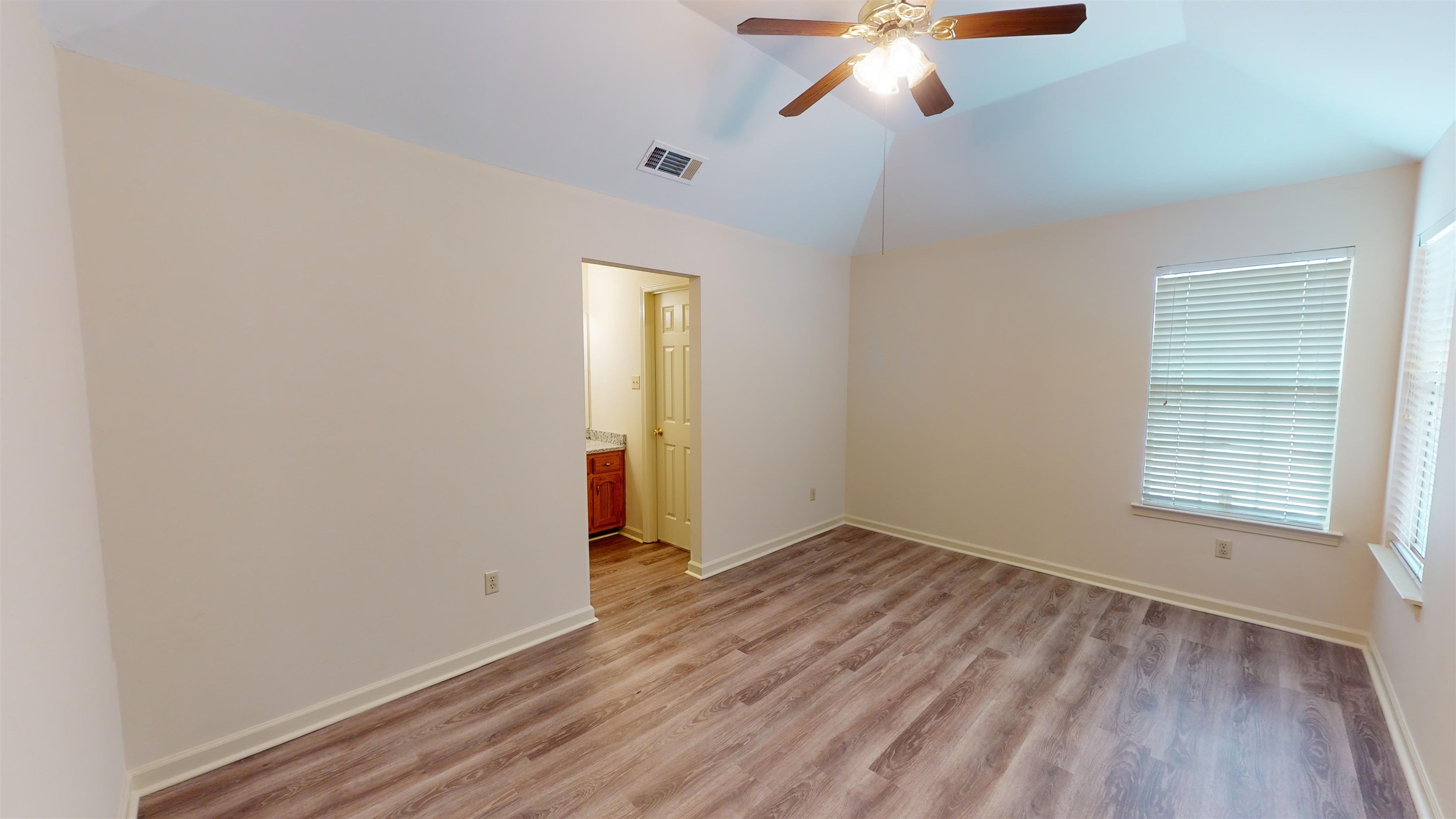 8429 Old Dexter Road Memphis, TN 38016 - Photo 10 of 21 Gallery Image 10