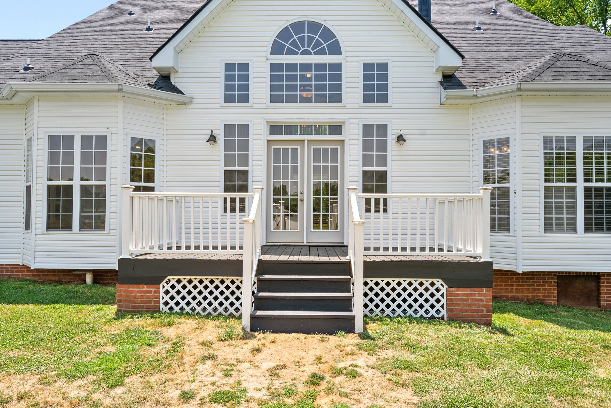 4555 Pineywoods Road Adams, TN 37010 - Photo 33 of 55 front view of a house with a yard