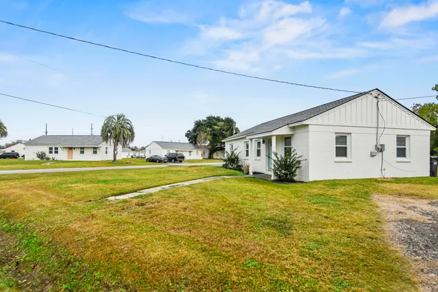 $1,600 | 3043 Terry Drive, North Charleston, SC 29405